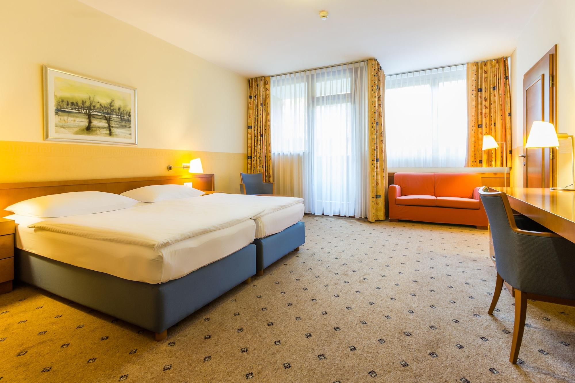 מריבור Habakuk Wellness & Event Hotel מראה חיצוני תמונה