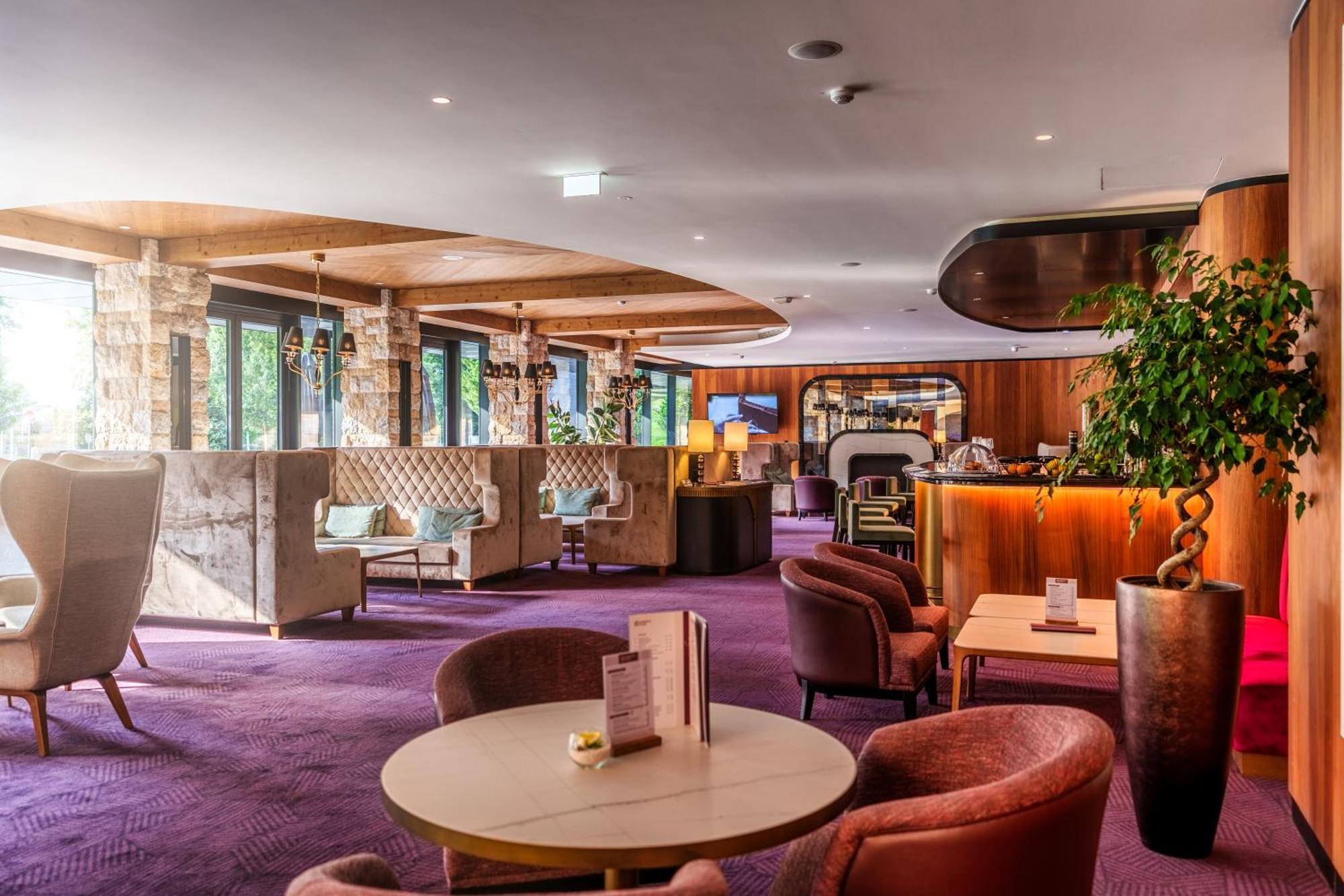 מריבור Habakuk Wellness & Event Hotel מראה חיצוני תמונה